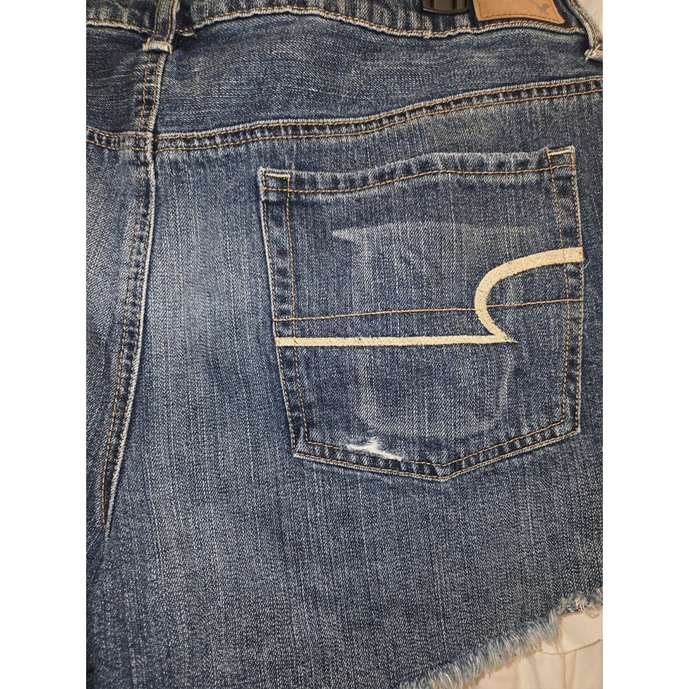 American Eagle Outfitters Women's Hi-Rise Festival Distressed Cut Off Shorts 18 - Picture 7 of 10